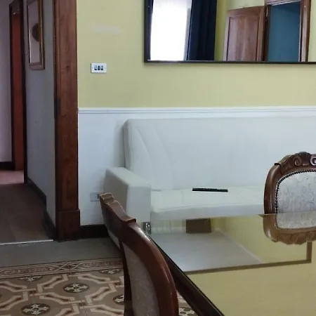 Appartamento Clelia House- Panoramic Terrace Overlooking The Castle And The Mountains *